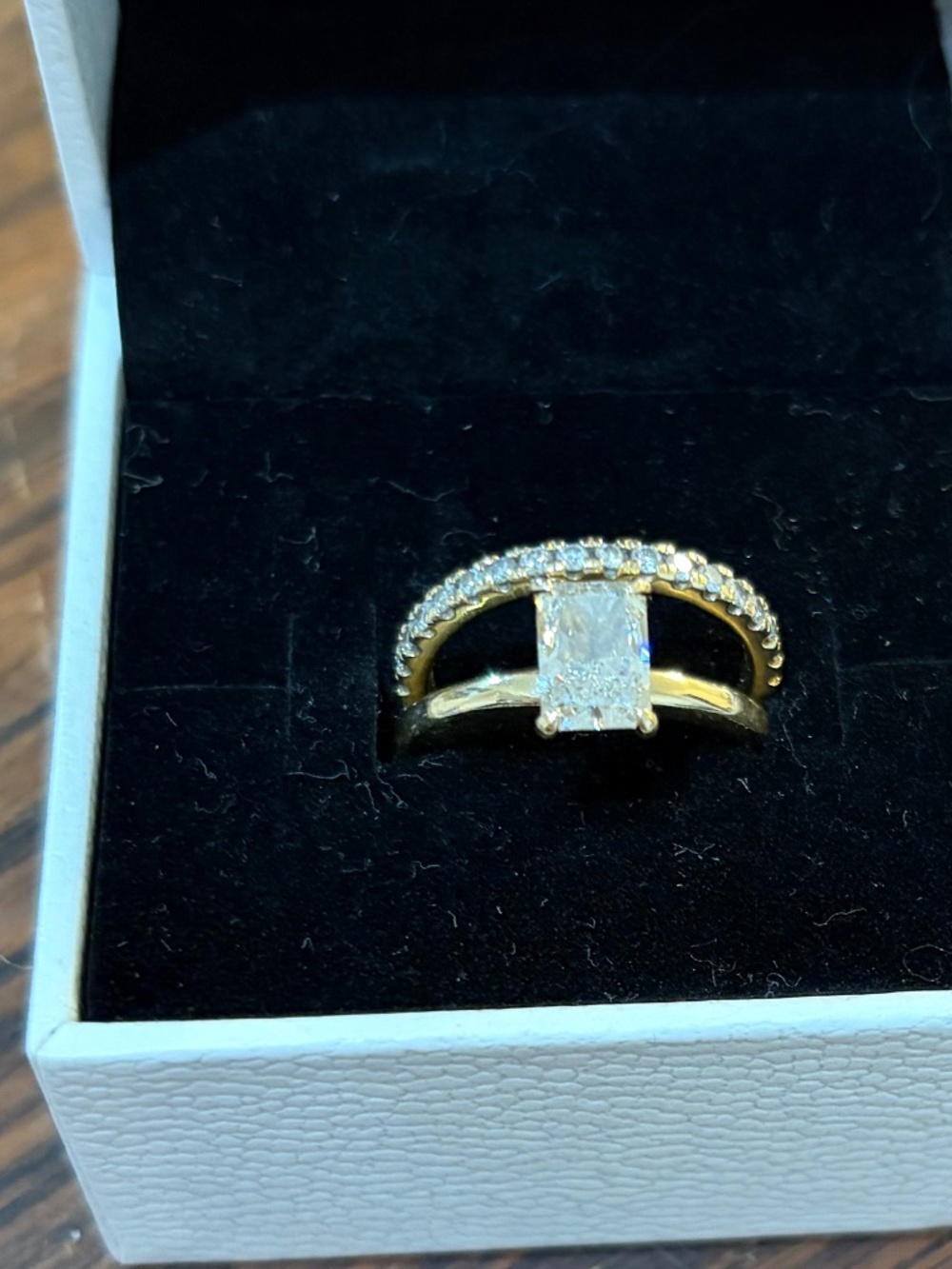 14K Yellow Gold Radiant shaped Certified Lab Grown Diamond 1.11 Carat cut H-VS1
